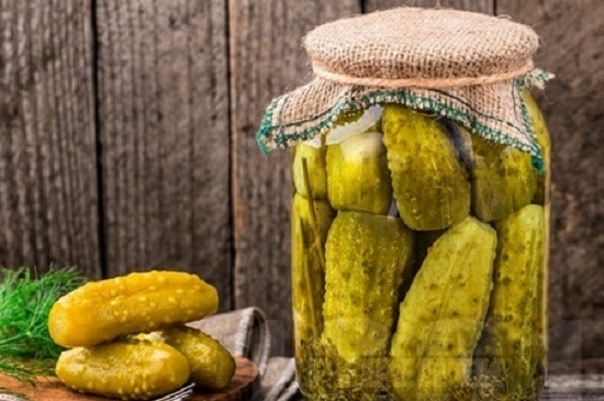 Мариноването е начин за консервиране на храна с помощта на