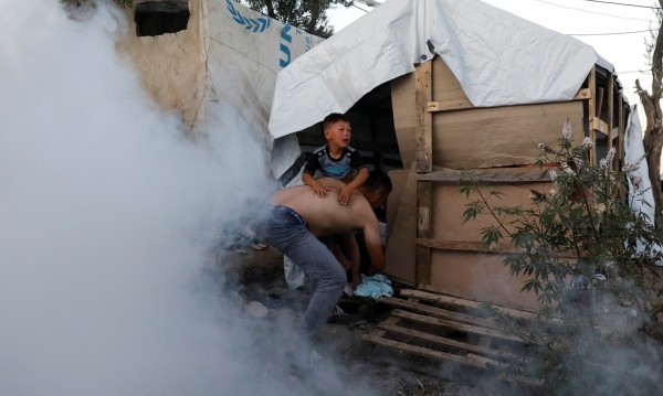 Два пожара в центъра за бежанци Мория и в