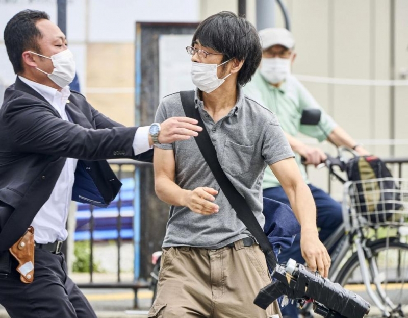 Японската полиция продължава да се опитва да изясни мотивите на убиеца