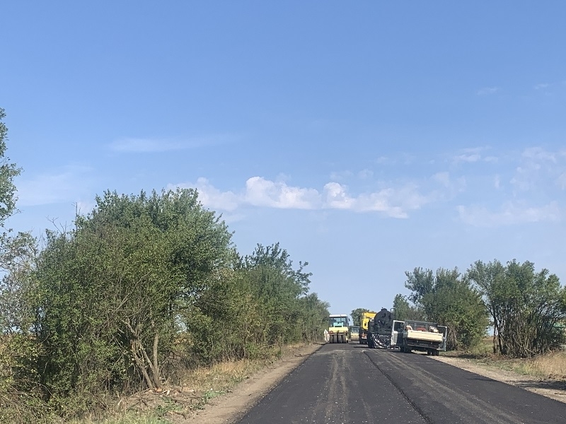 Усилени ремонти текат по републиканските пътища във Врачанско научи агенция
