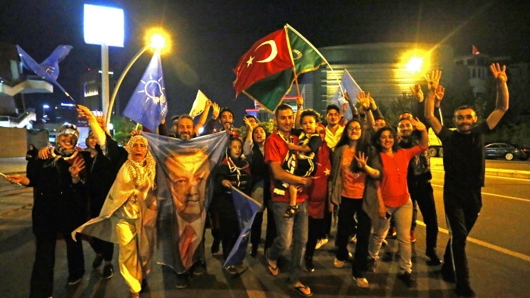 Турските емигранти които помогнаха за преизбирането на президента Реджеп Тайип