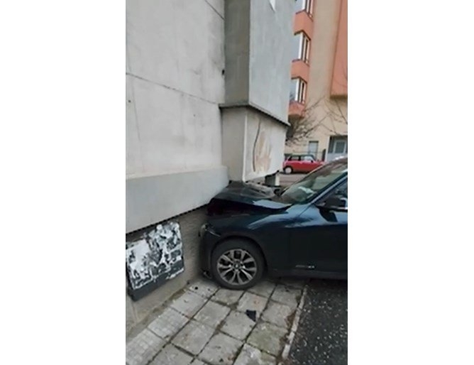 Нов инцидент в района на спирката в София където жена