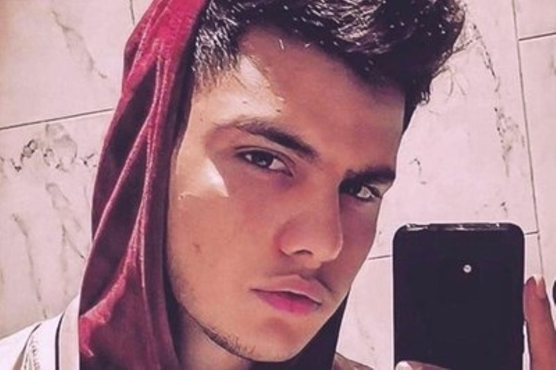 Mлад афганистански мигрант е бил убит на спортно игрище в