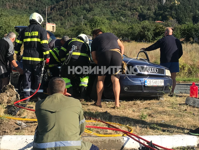 38 годишна жена загина при тежка катастрофа край Шипка Пострадали са