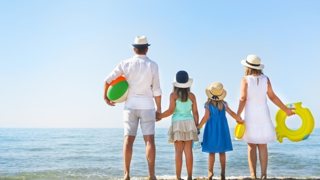 Почти един милион души в България 972 328 човека