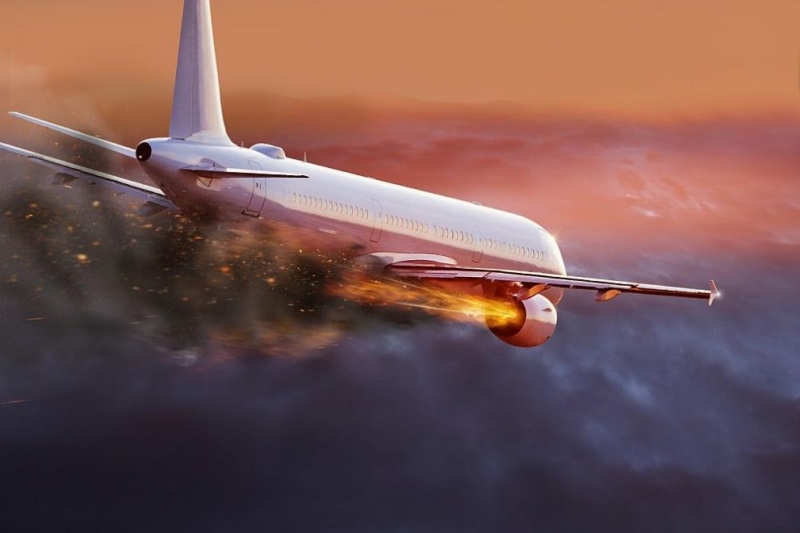 Самолет Боинг 777 на Филипин Еърлайнс се запали след излитането си