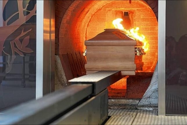 Близки на починала в болница 81 годишна жена не могат да