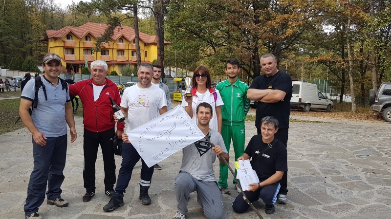 Отборът на община Мездра се представи отлично в първото в