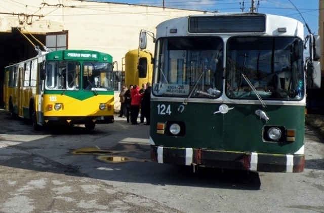 Глад! Нагли апаши опоскаха Тролейбусното депо във Враца, заловиха ги