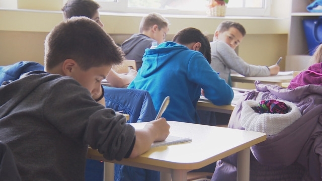 Нараства броят на учениците които прекратяват обучението си в областта