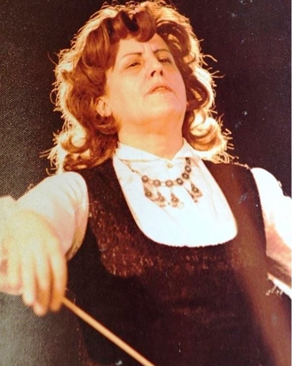 На 96 години почина първата диригентка в България и почетен