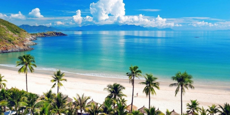 Туроператорите и експертите от сайта Skyscanner направиха класация с най евтините