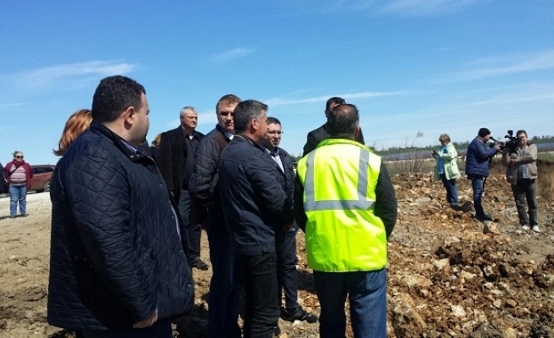 Работи се бързо и адекватно по ремонта на язовир Рогозен