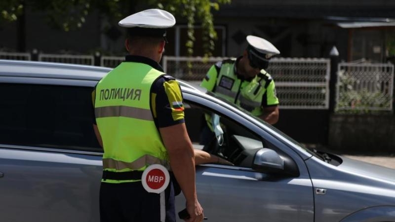 Провериха 30 човека при специализирана акция в Козлодуй съобщиха от
