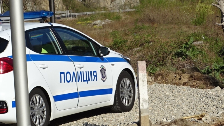 Катастрофа в района на 155 км затруднява движението по АМ