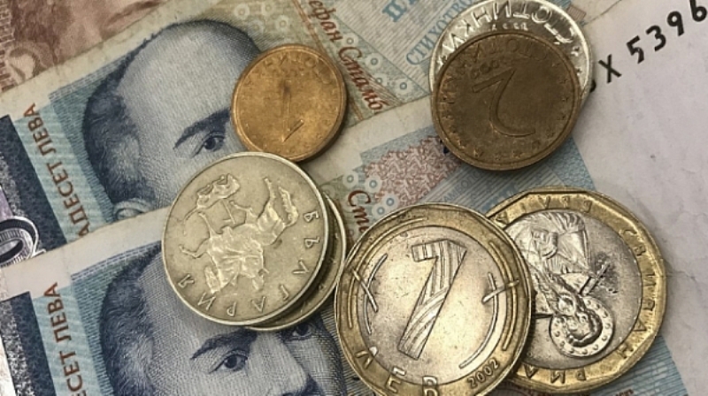 Финансовата подкрепа за 670 хиляди хора с увреждания ще се