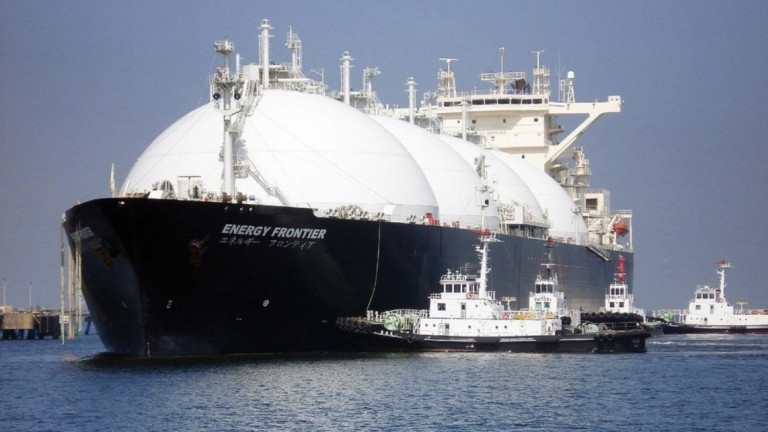 България не получи отсрочка за офертата за танкерите с втечнен газ от САЩ