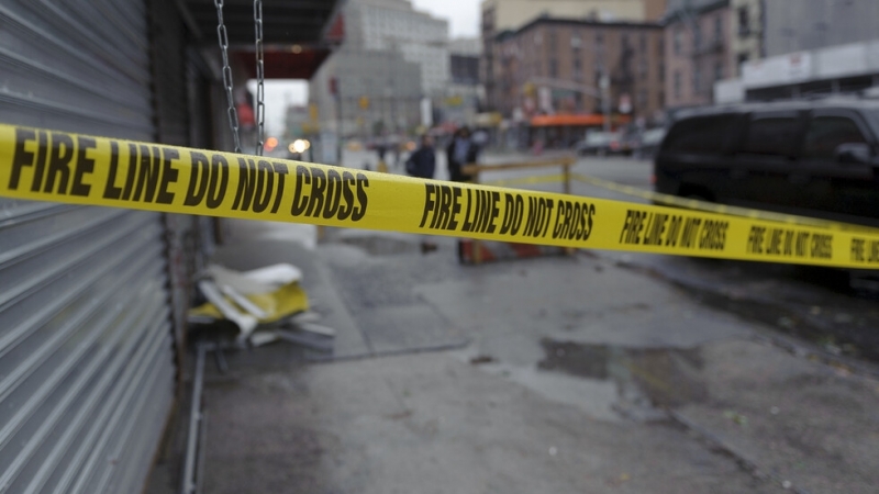 Двама души загинаха а трима са ранени при експлозия на