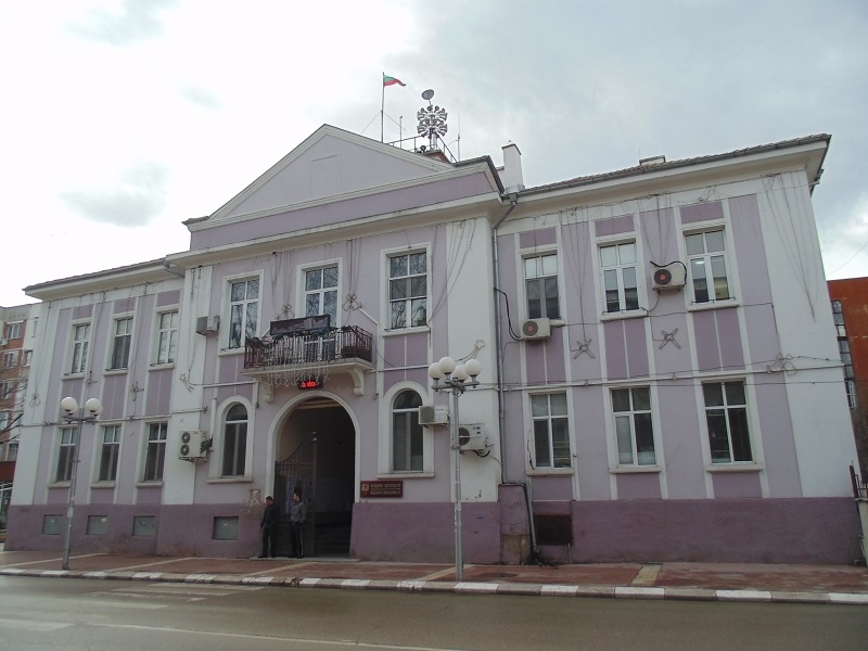 Търсят кой да прави ново кръгово кръстовище в Козлодуй