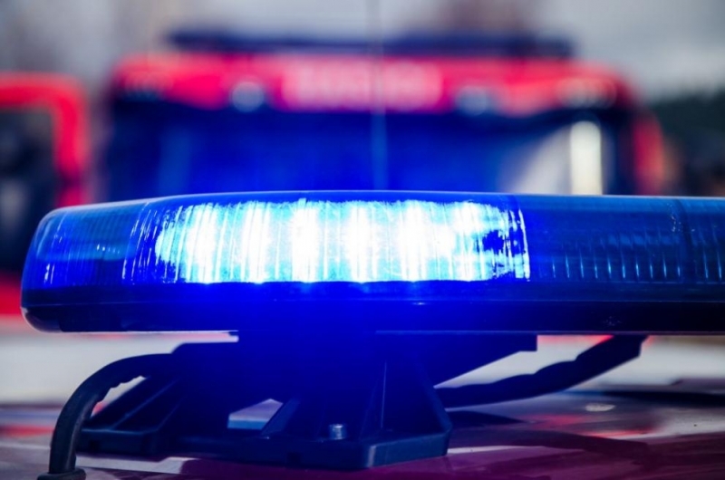 Полицаи спасиха жена при опит за самоубийство в центъра на