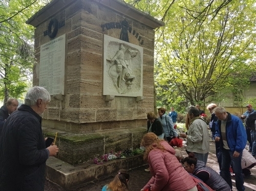 Жители на Лом положиха в Деня на българската армия и