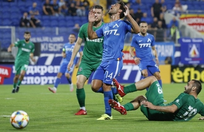 Левски срази у дома Ботев Враца с 3 1 в среща