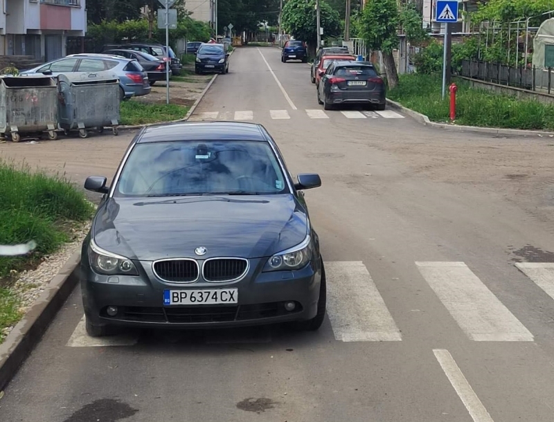 Шофьор на БМВ вбеси мездренчани с нагло паркиране  
За случая алармира