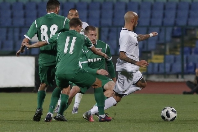 Славия победи с 2 0 Ботев Враца в мач от втория