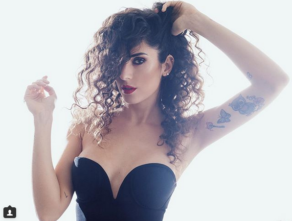 Най сексапилната баскетболистка в света Валентина Виняли не спира да радва