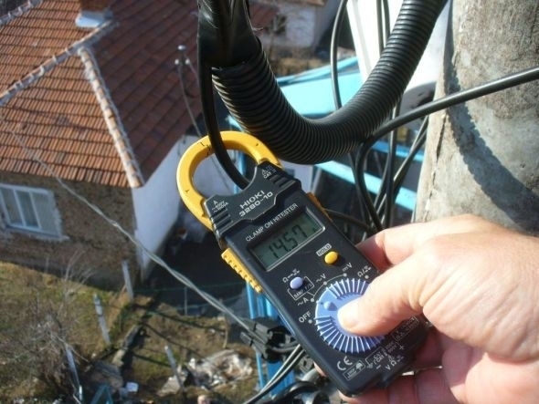 Полицията е установила къща снабдявана с незаконен ток във Врачанско