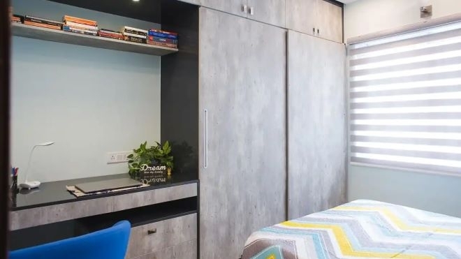 По време на днешните проверки в полезрението на НАП и