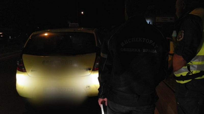 При съвместна проверка на Инспектората и полицията в града бе