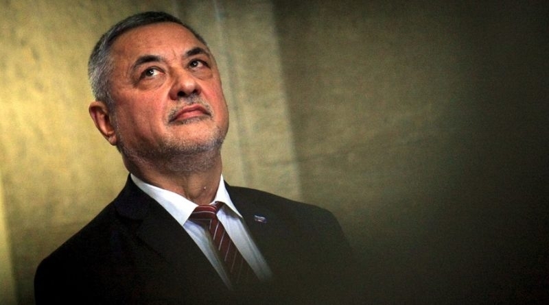 Трусът в управляващата коалиция и скандалите между сидеров и Симеонов