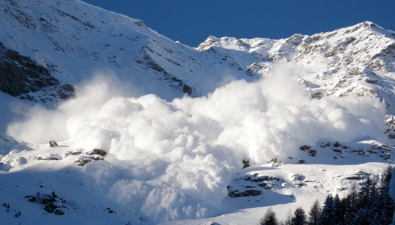 Снегът дойде и високо в планината условията за ски се