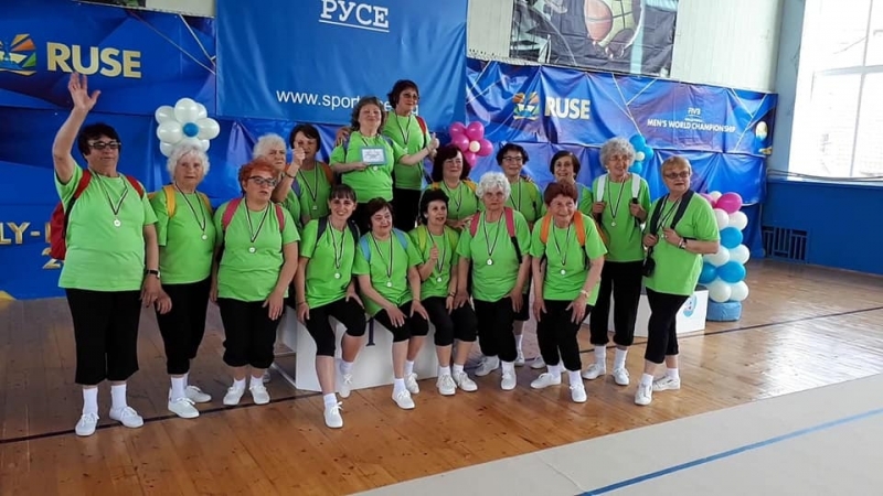 Клуб на готините баби КГБ към клуба по художествена гимнастика