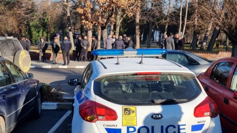 Полицията излезе с подробности за сигнала за бомба в Община