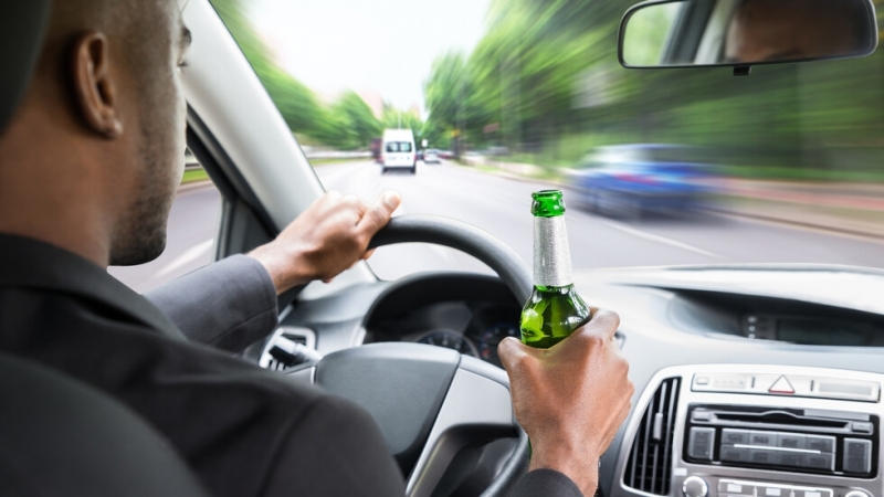 Униформени вкараха в ареста водач на БМВ употребил алкохол във