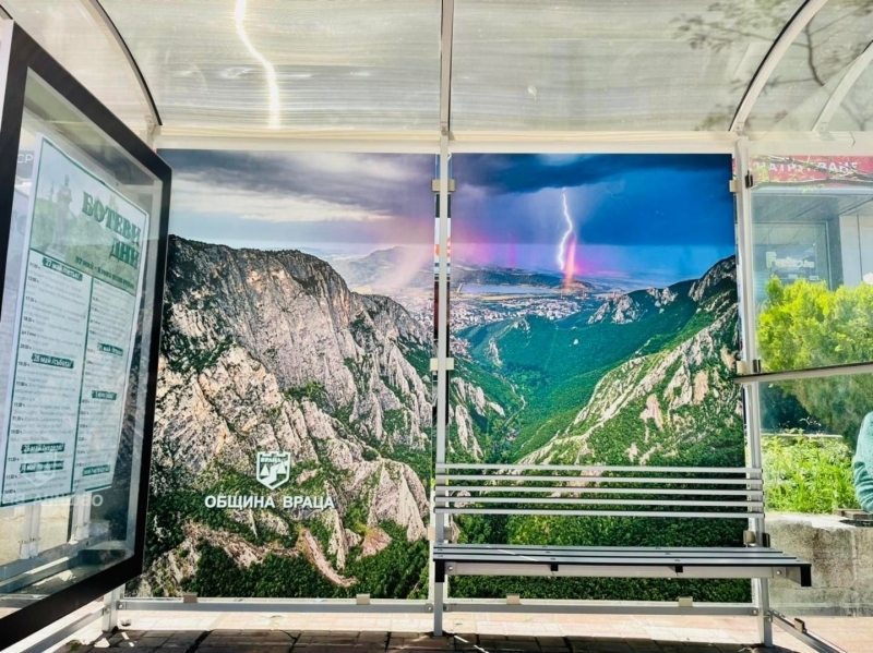 Скоро ще бъдат монтирани нови спирки на градския транспорт във