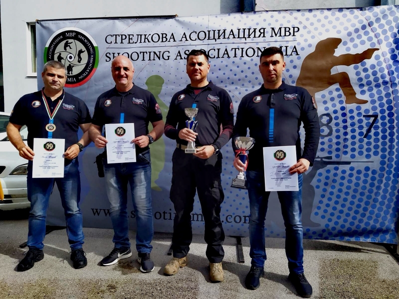 Отборът по стрелба на СК Спартак Враца при ОД на