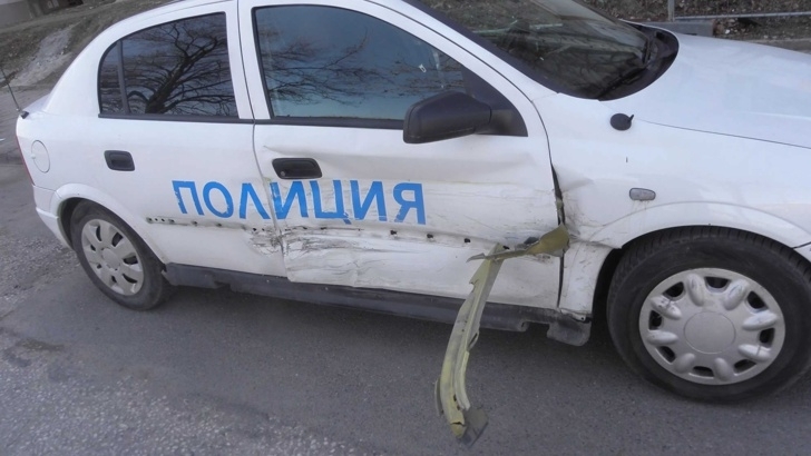 Полицейска гонка посред бял ден си спретнаха ченгета и хлапак