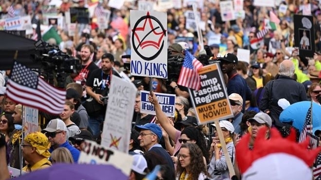 Нова вълна от протести "No Kings" заля САЩ