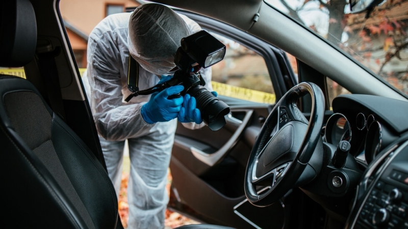 Двама тийнейджъри бяха открити в лек автомобил в шуменското село