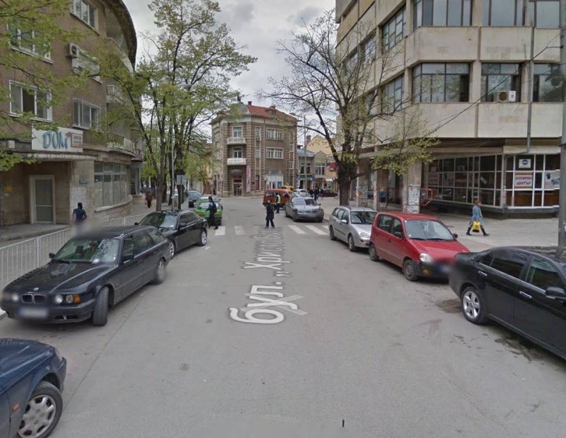 Заради строителни дейности временно е затворена улица във Враца съобщиха