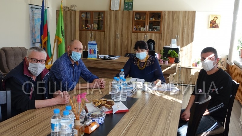 Кметът на община Берковица се срещна със семейството на Йордан Радичков