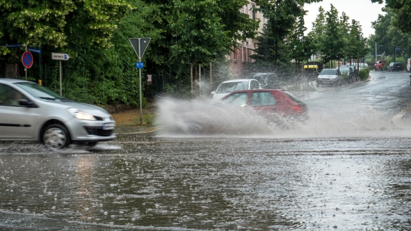 Буря в Балтийско море причини наводнения по крайбрежието на Германия