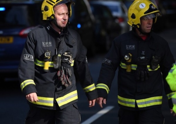 Експлозия доведе до трагедия в английския град Лестър, след като