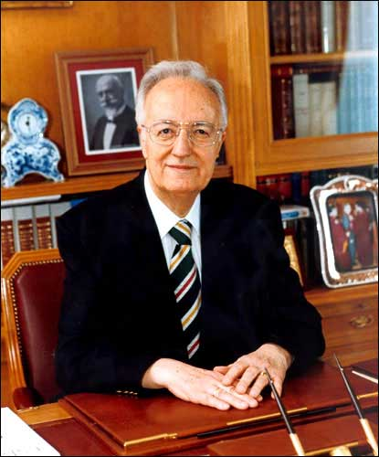 Бившият гръцки президент Христос Сардзетакис почина на 92-годишна възраст след