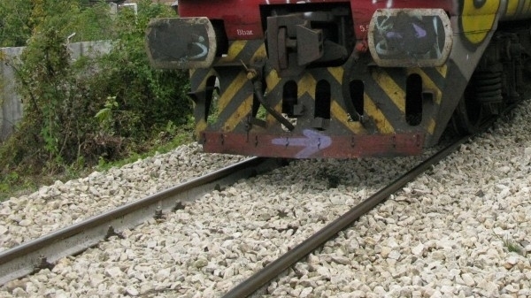 Влак блъсна и уби жена на прелез в София, съобщи