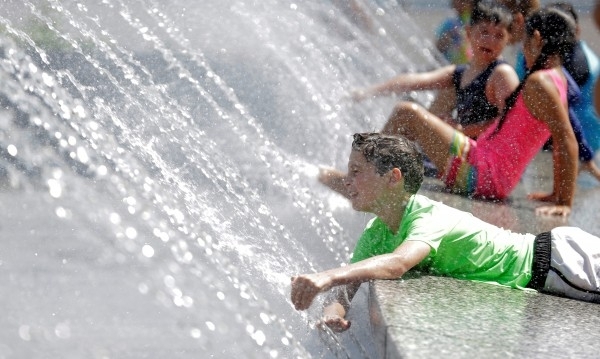 Най ниските температури у нас през юли ще бъдат между 10