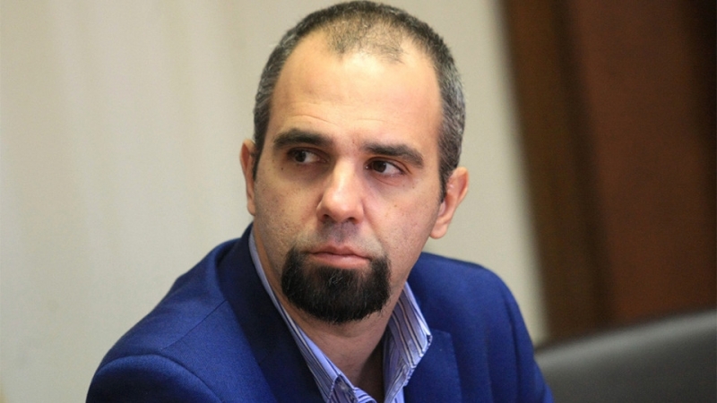 Първан Симеонов: На Борисов ще му е най-трудно – от едната страна е Радев, от другата – Пеевски